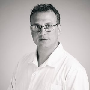 כירורגיית פה ולסתות - מומחה | ד"ר איתי זאבי