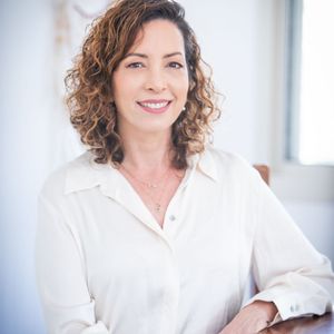 אוטולוגיה | ד"ר נגה ליפשיץ טייר