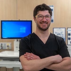 אורתופדיה החלפות מפרקים | ד"ר גלעד ליבשיץ