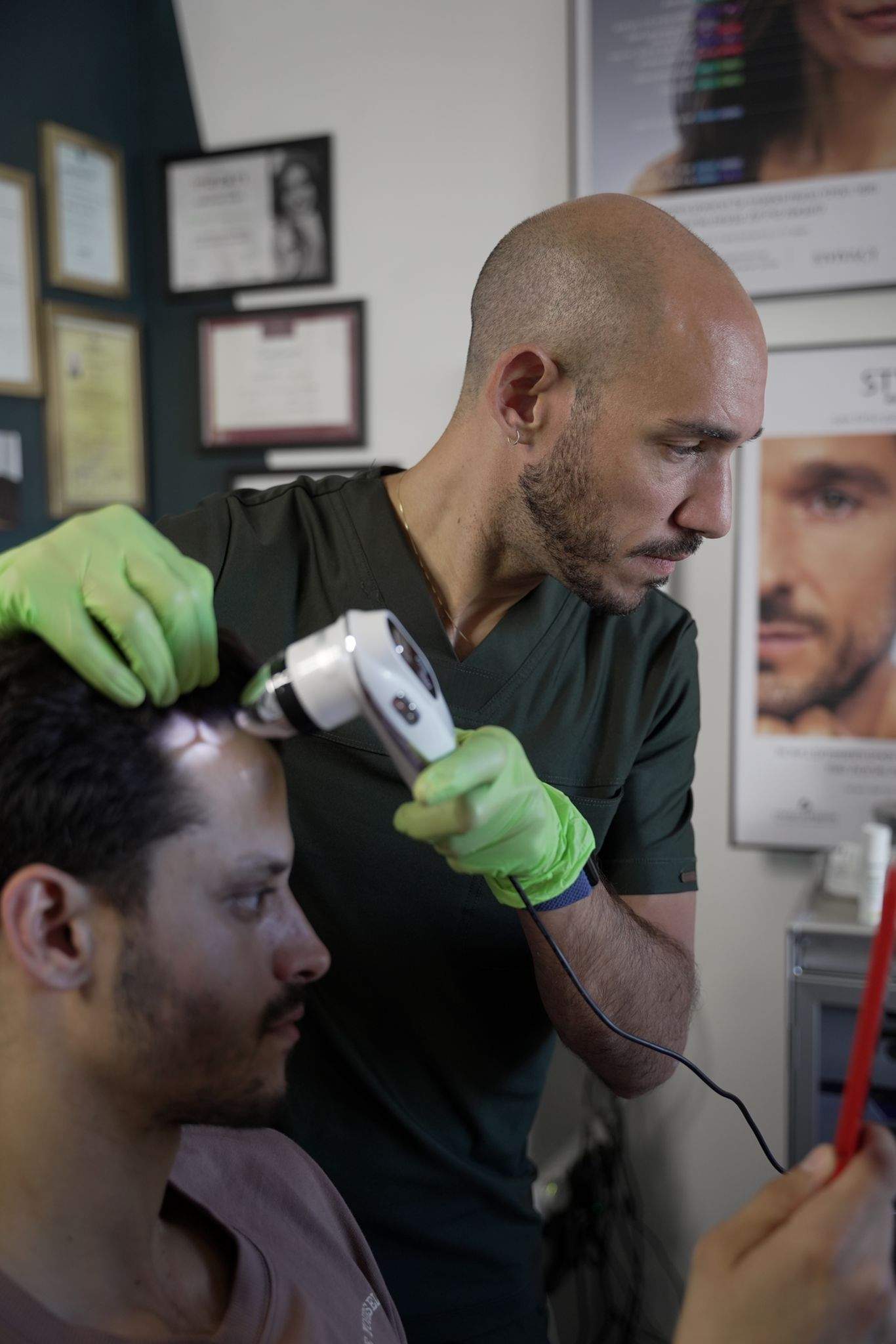 طب التجميل | الدكتور ألون شنايدر عيادة نورديكا