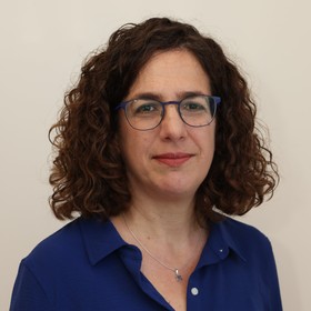 ד"ר רות פרץ