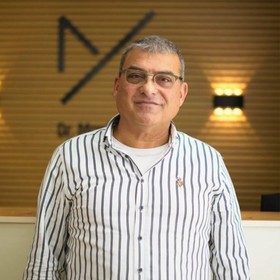 ד"ר מוניר מולא
