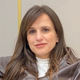 ד"ר ערין זרעיני המרכז להשתלות שיניים ואסתטיקה דנטלית