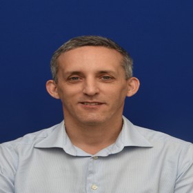 ד"ר שי גוטפרוינד