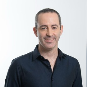 ד"ר יריב קשת