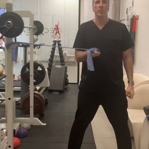 פיזיותרפיה | אלחנדרו זובריסקי – פיזיותרפיסט מוסמך | Recovery TLV
