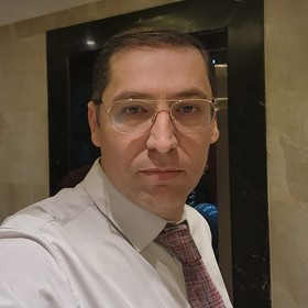 ד"ר חוסאם בדראנה