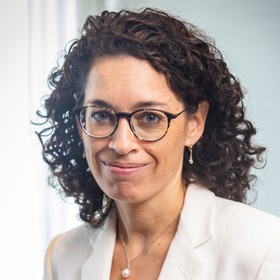 פרופ' דינה צור