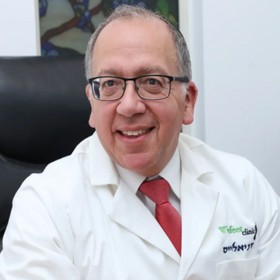 דניאל וייס