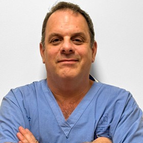 ד"ר אביב טוטנאור