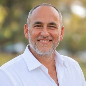 ד"ר ג'ונתן אוהבה